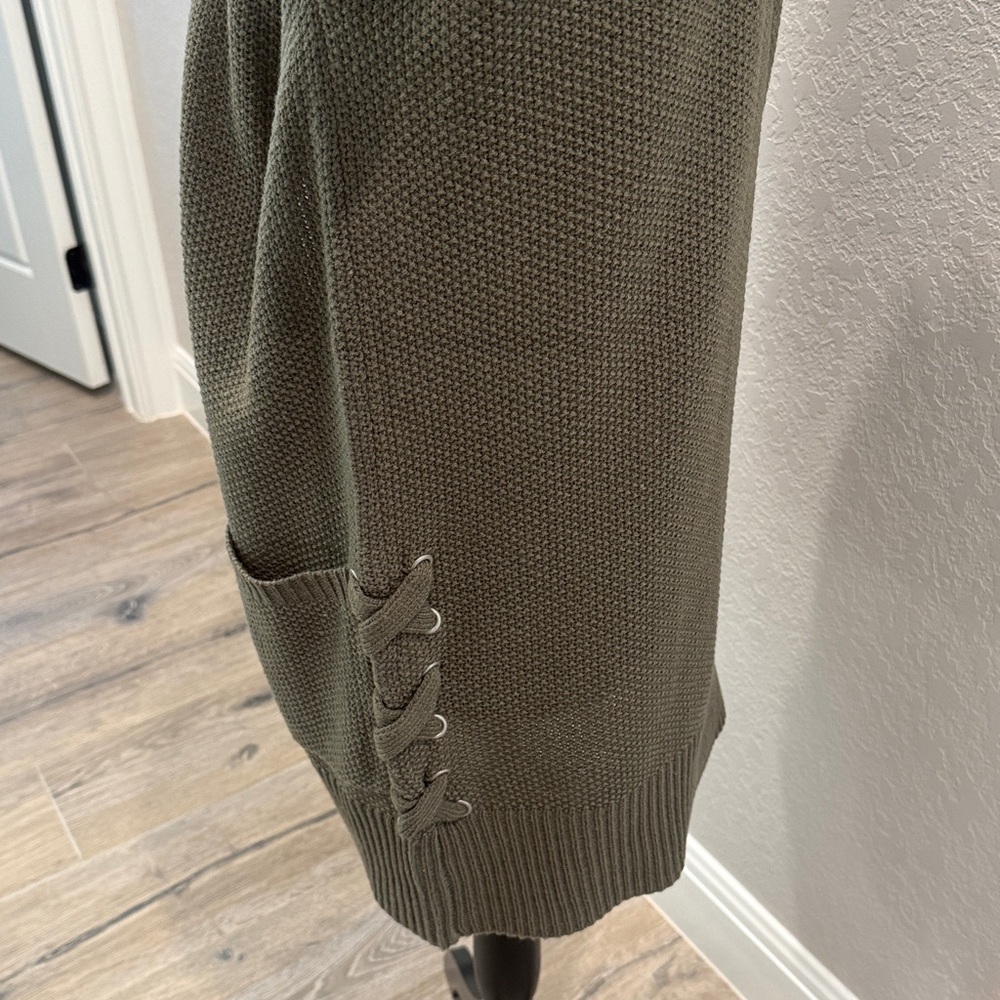 PINK ROSE Cardigan - Picture 3 of 6